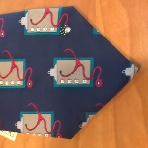 Vicky Davis "Checking Up" Doctor tie New with artists tag. Great gift!